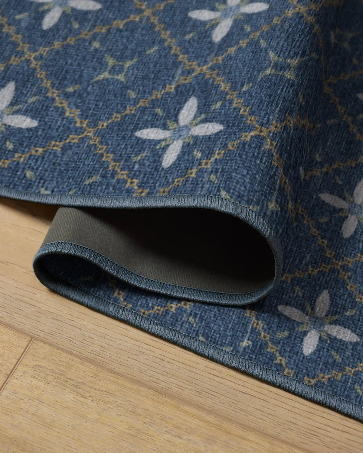 Alva Navy Rug