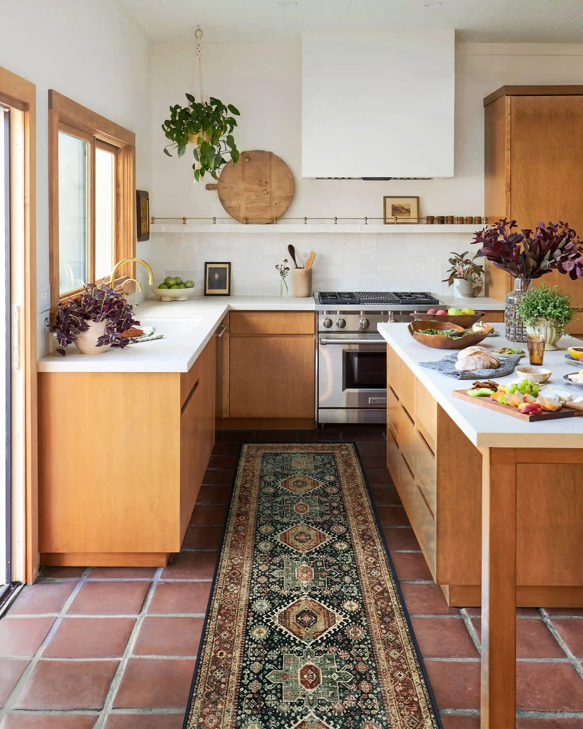 Avila Vintage Ink & Amber Rug