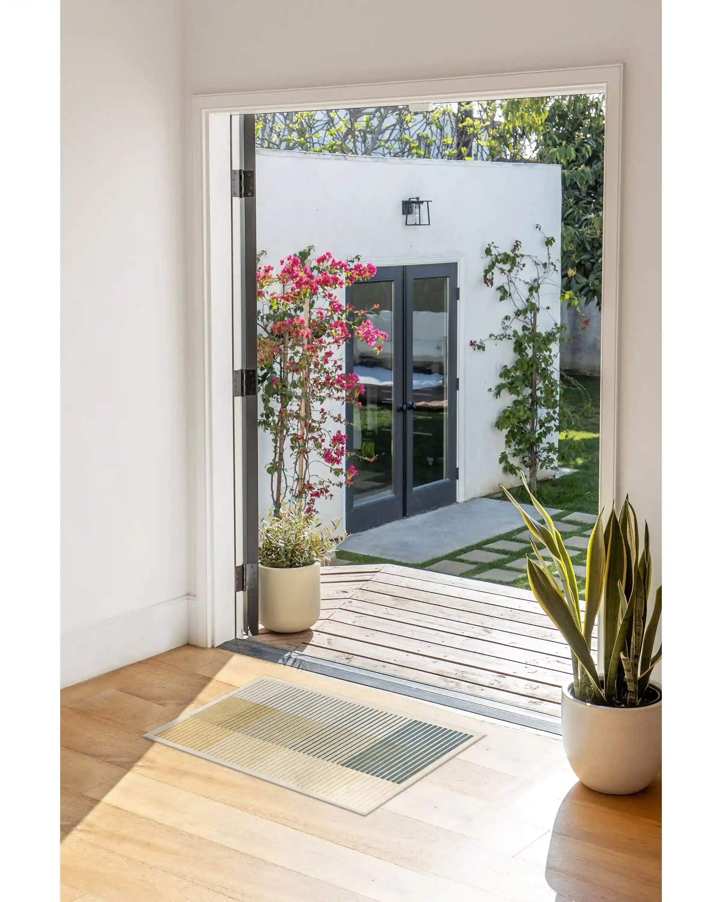 Gradasi Teal Quartz Rug