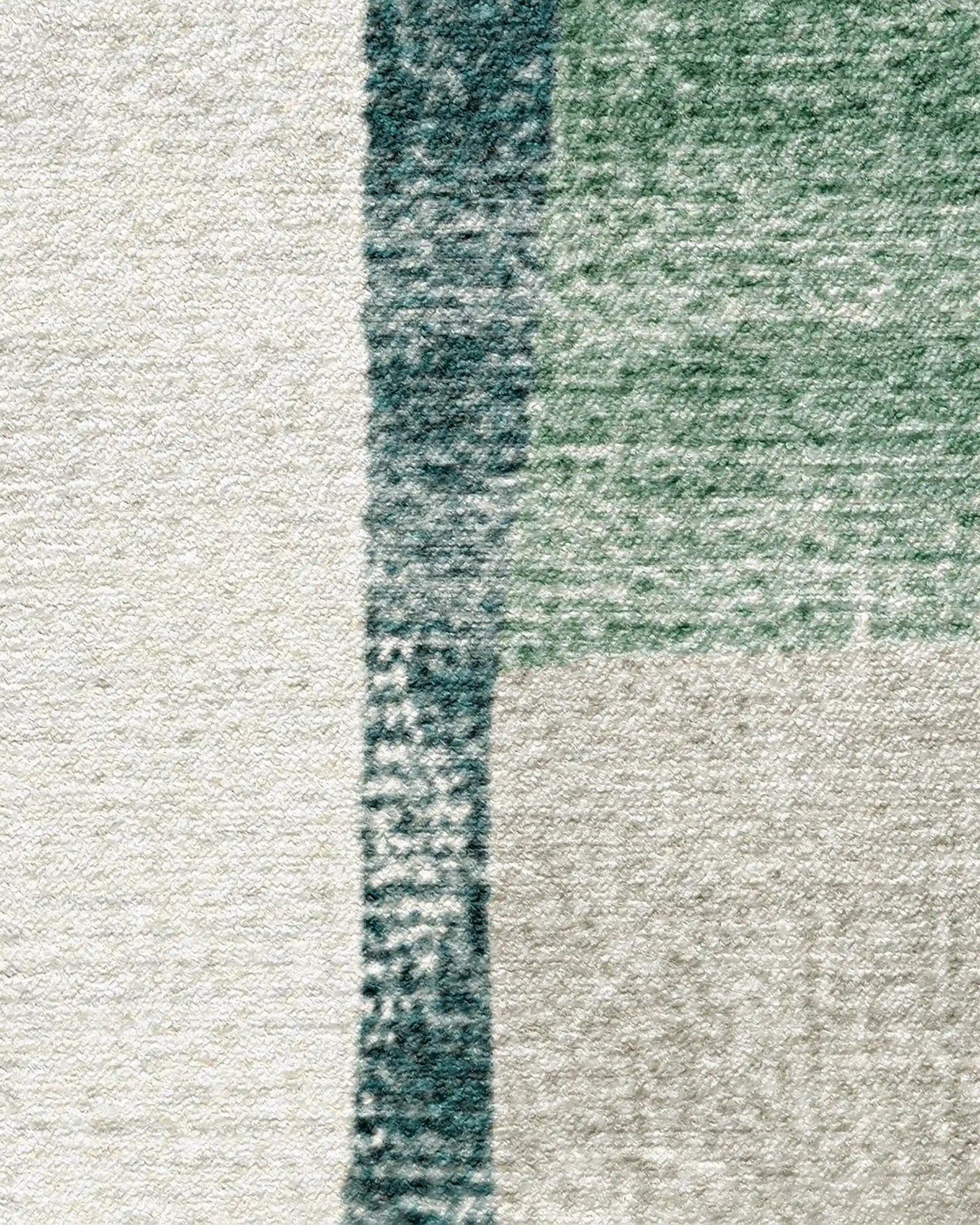 Haylan Ivory & Green Rug