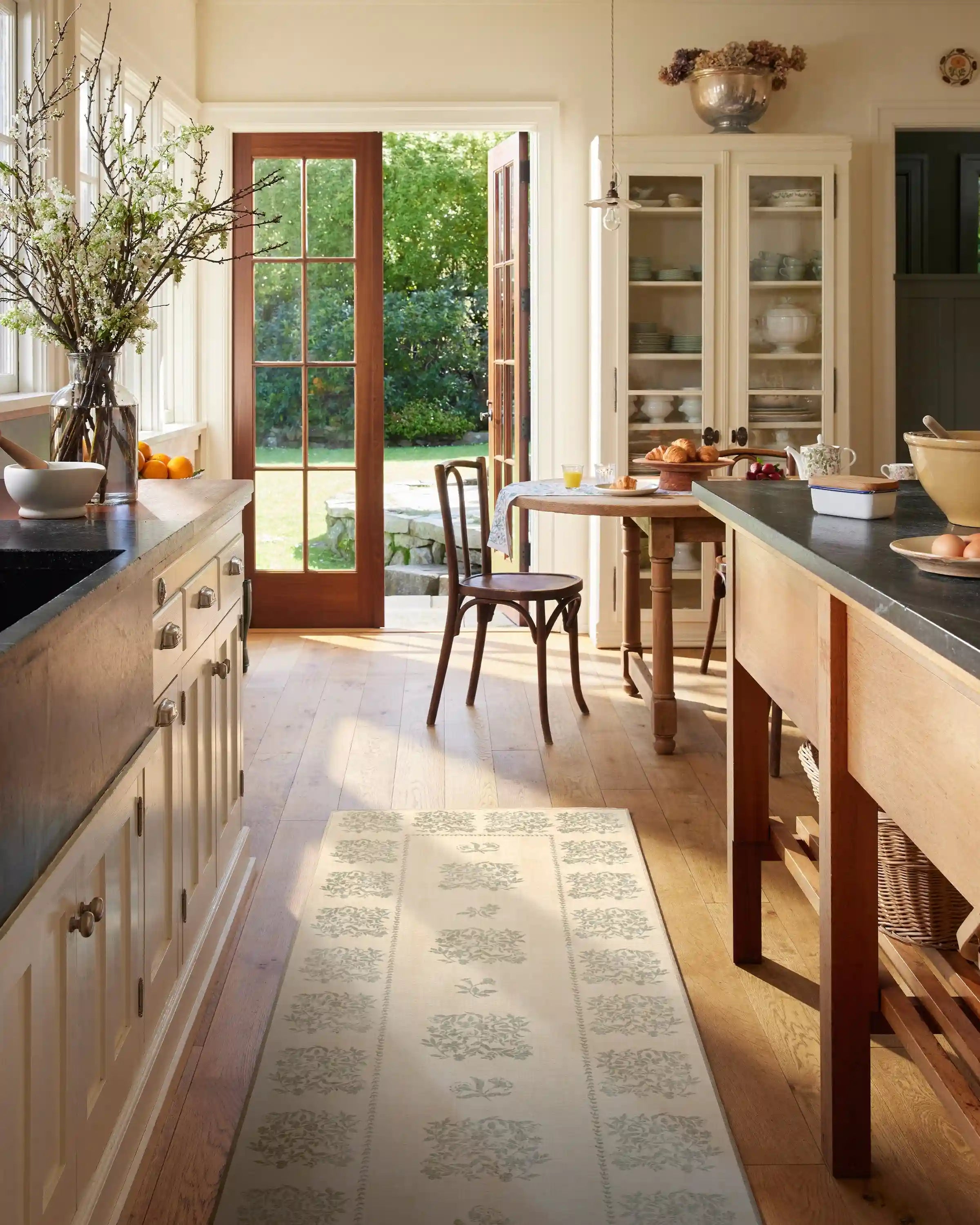 Iona Cream & Sage Green Rug