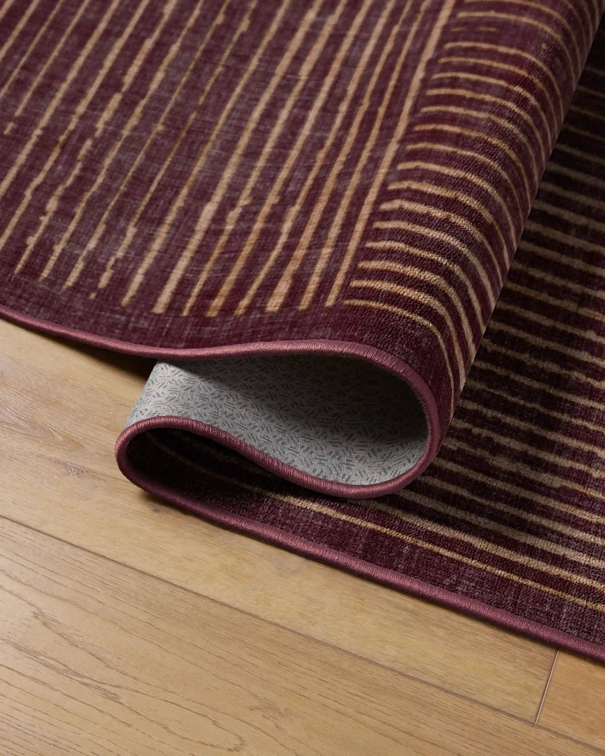 Linear Oasis Rust Red Rug