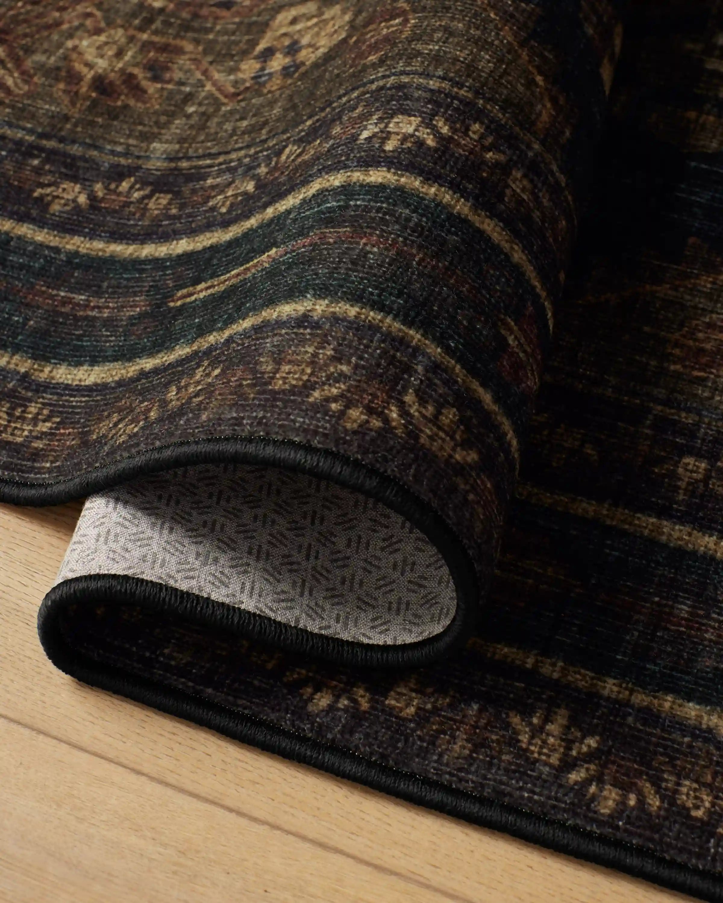 Pradera Soft Black & Brown Rug